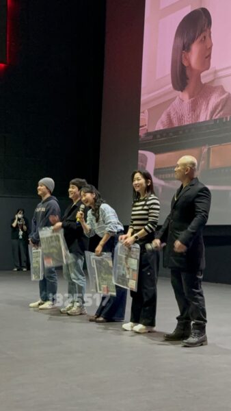 韓版不能說的秘密舞台問候